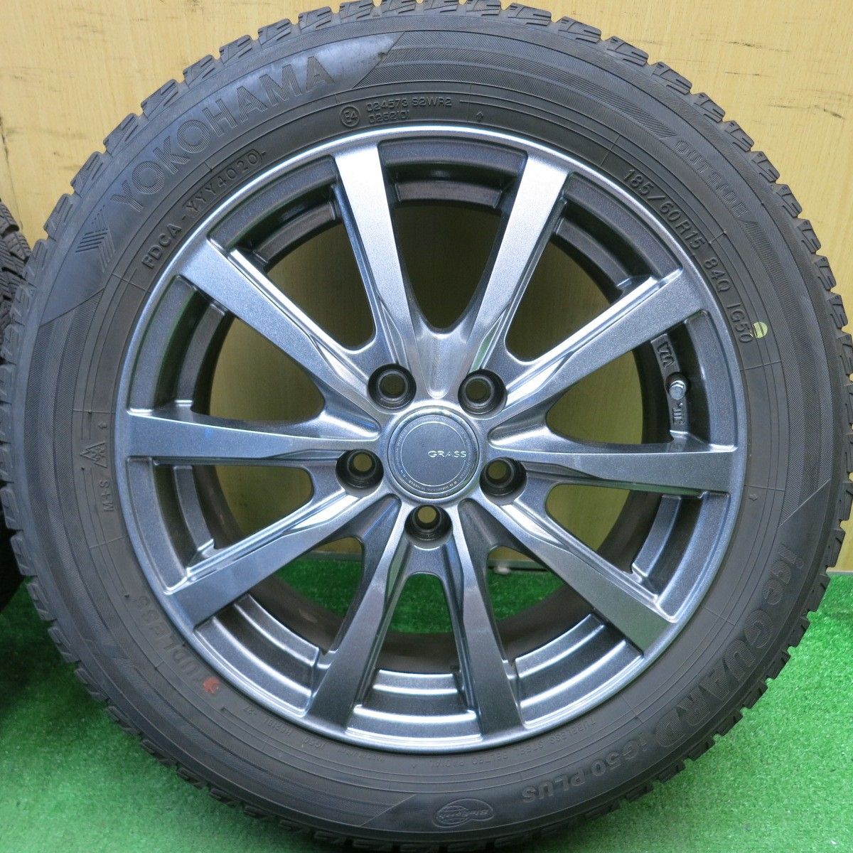 バリ溝！BSスタッドレスタイヤ 185/60R15 ホイールセット 15インチ 185 60r15 ホイールセット（ブリザック VRX2／自動車用タイヤ