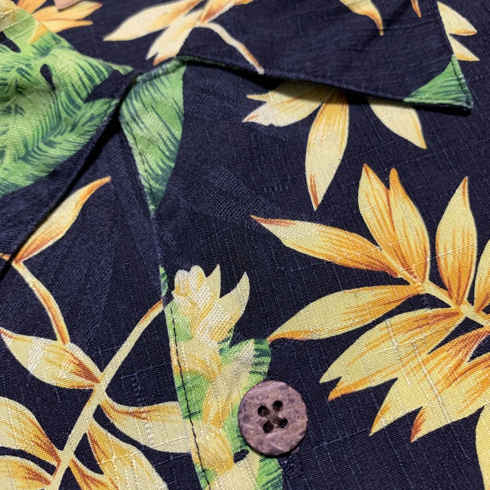 【SILK100%】Jos. A. Bank アロハシャツ 半袖 ブラック【メンズL】 JOS A BANK☆半袖シャツ，総柄，アロハ，サイズXL，90s，シルク - メルカリ