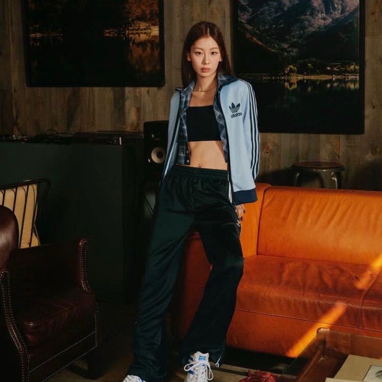 新品⭐️メンズXS 80s復刻 adidas トラックジャケット 白×黒