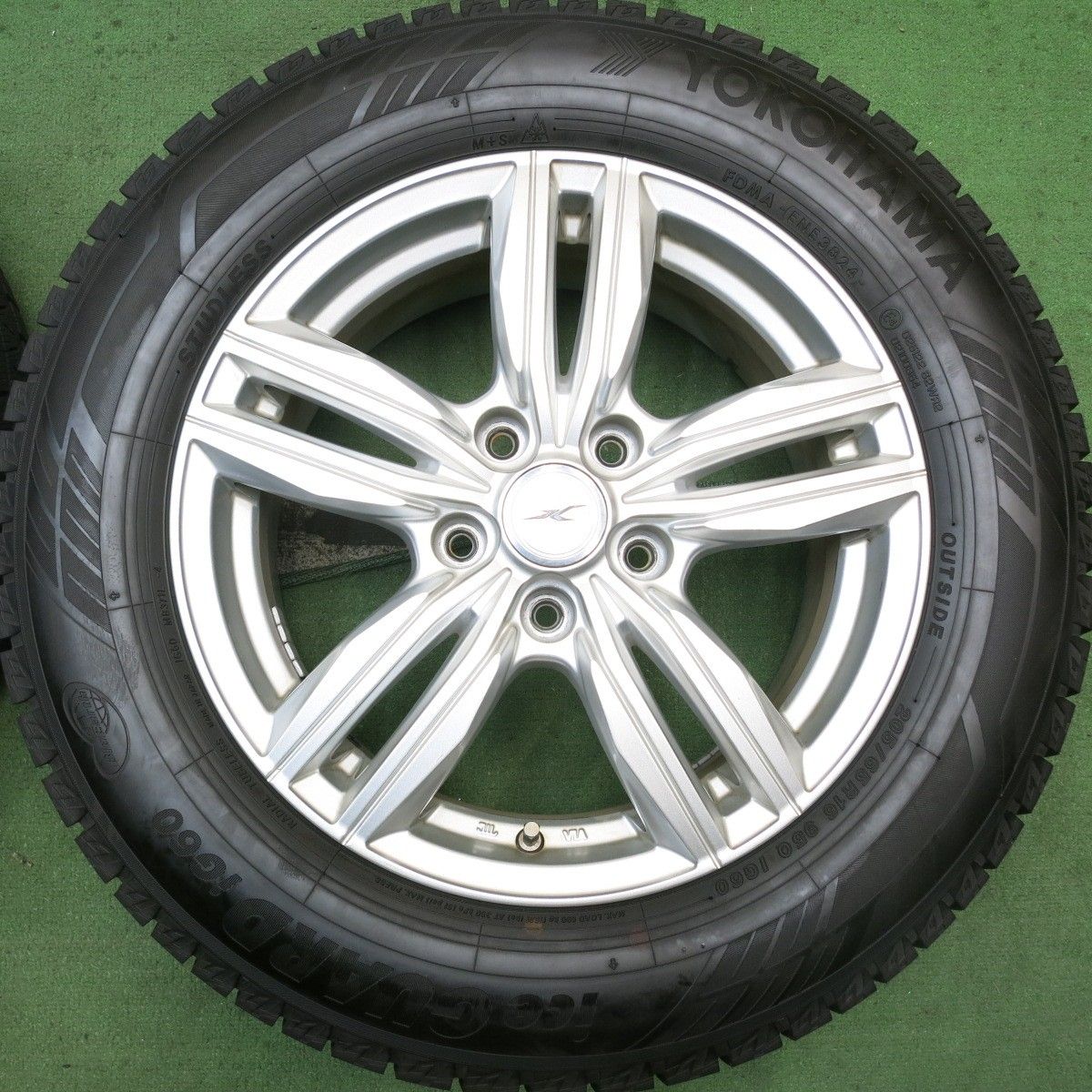 バリ溝 24年 キレイ 9.5分以上 スタッドレス 205 65R16 ヨコハマ アイスガード iG60 JOKER ジョーカー 16インチ PCD114.3 5H 5092006HAス FFCRYSTALESIA_COM