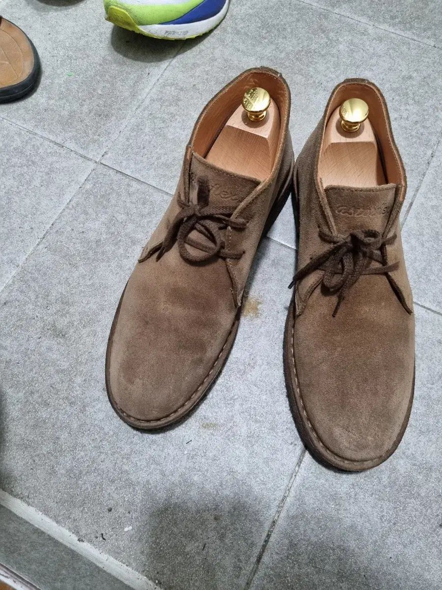 【雷市場（ポンジャン）商品韓国直送】 astorflex(アスターフレックス) グリーンフレックス ダークカーキ 41 （ 265 ）