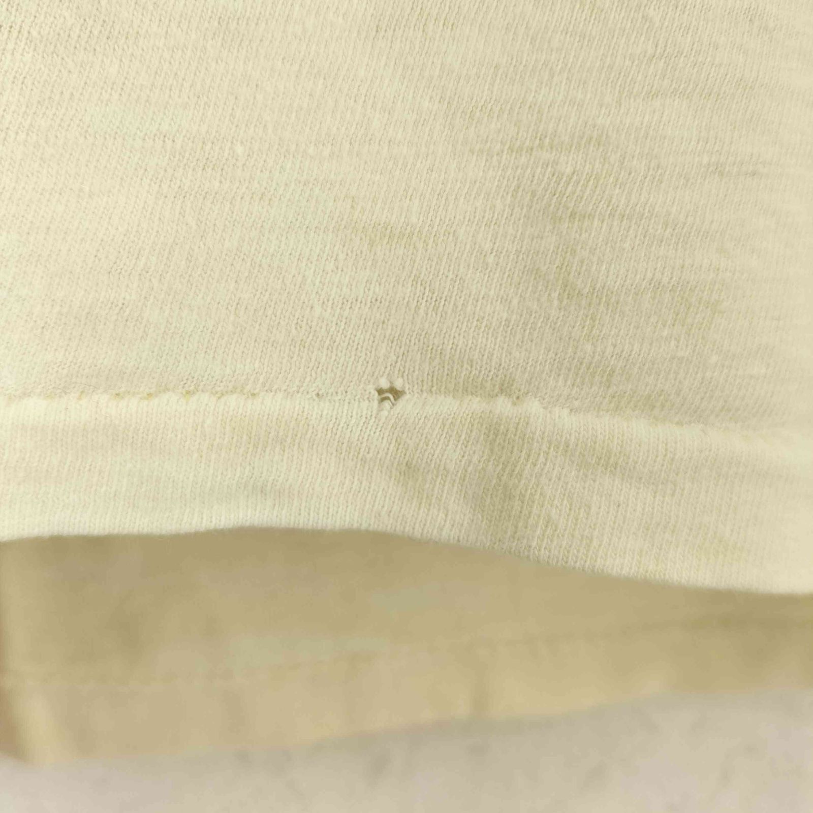 USED古着(ユーズドフルギ) 70S 両面プリントTシャツ レディース 表記無  中古 古着 1026 USED古着(ユーズドフルギ) 70S 両面プリントTシャツ レディース
