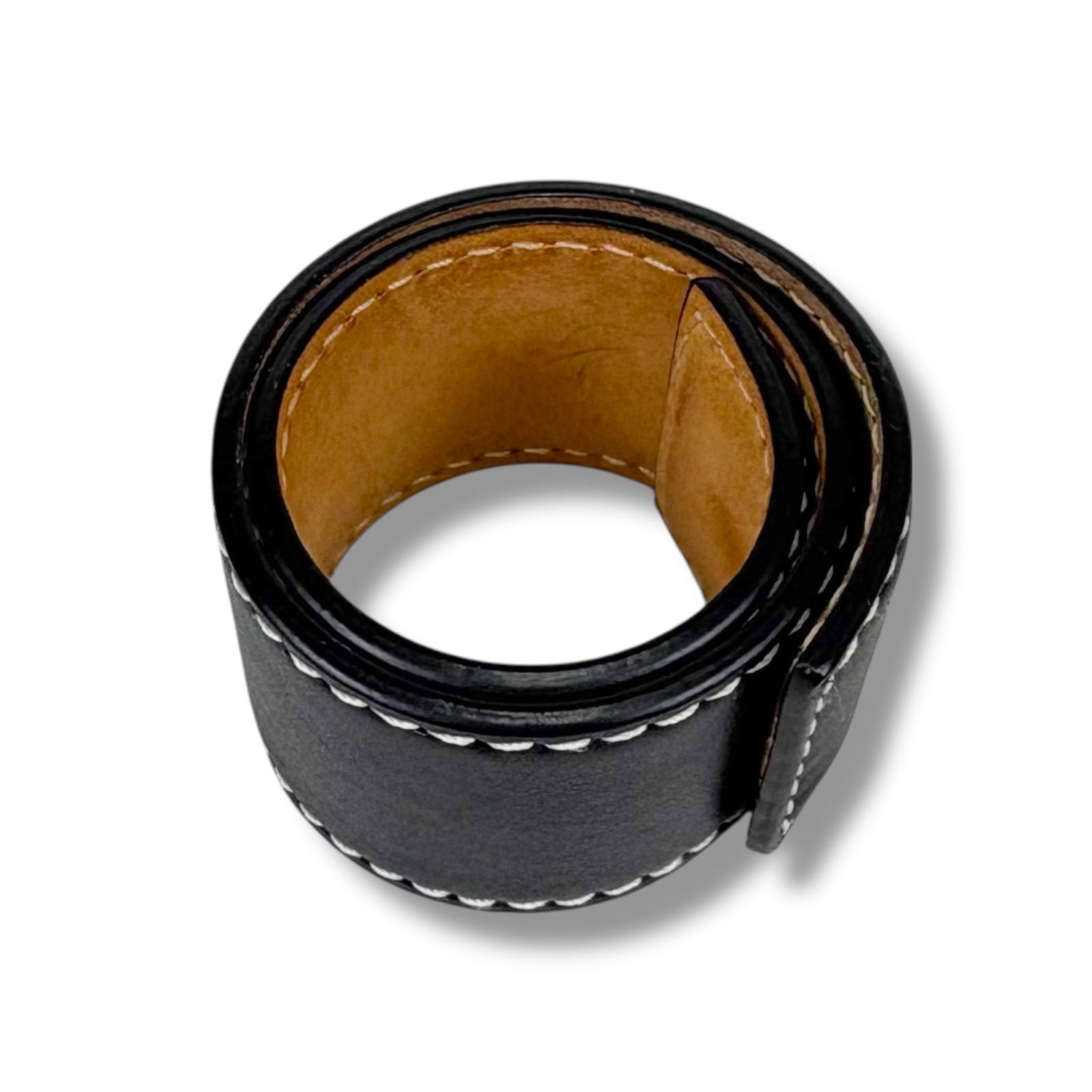 LOEWE バングル　ブラック　アナグラム　スラップ　レザー　型押し　ロエベ ロエベ LOEWE ブレスレット バングル レザー アナグラムロゴ