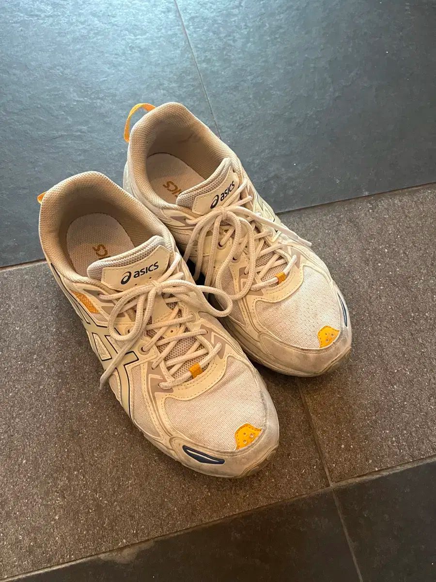 【雷市場（ポンジャン）商品韓国直送】Asics(アシックス) ゲルベンチャー 6 出品