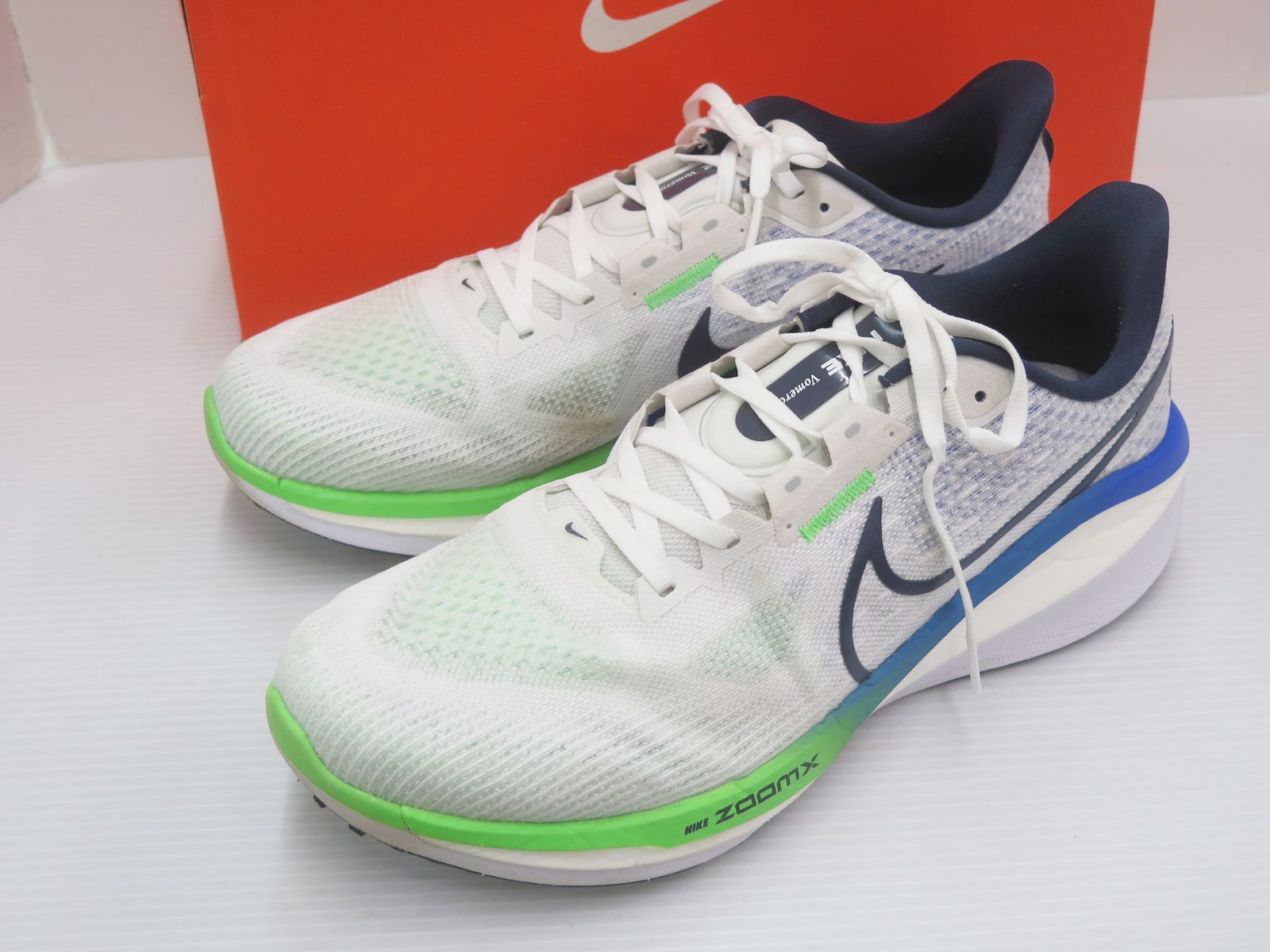 NIKE ナイキ FB1309-100 Vomero 17 ランニングシューズ 29.5㎝
