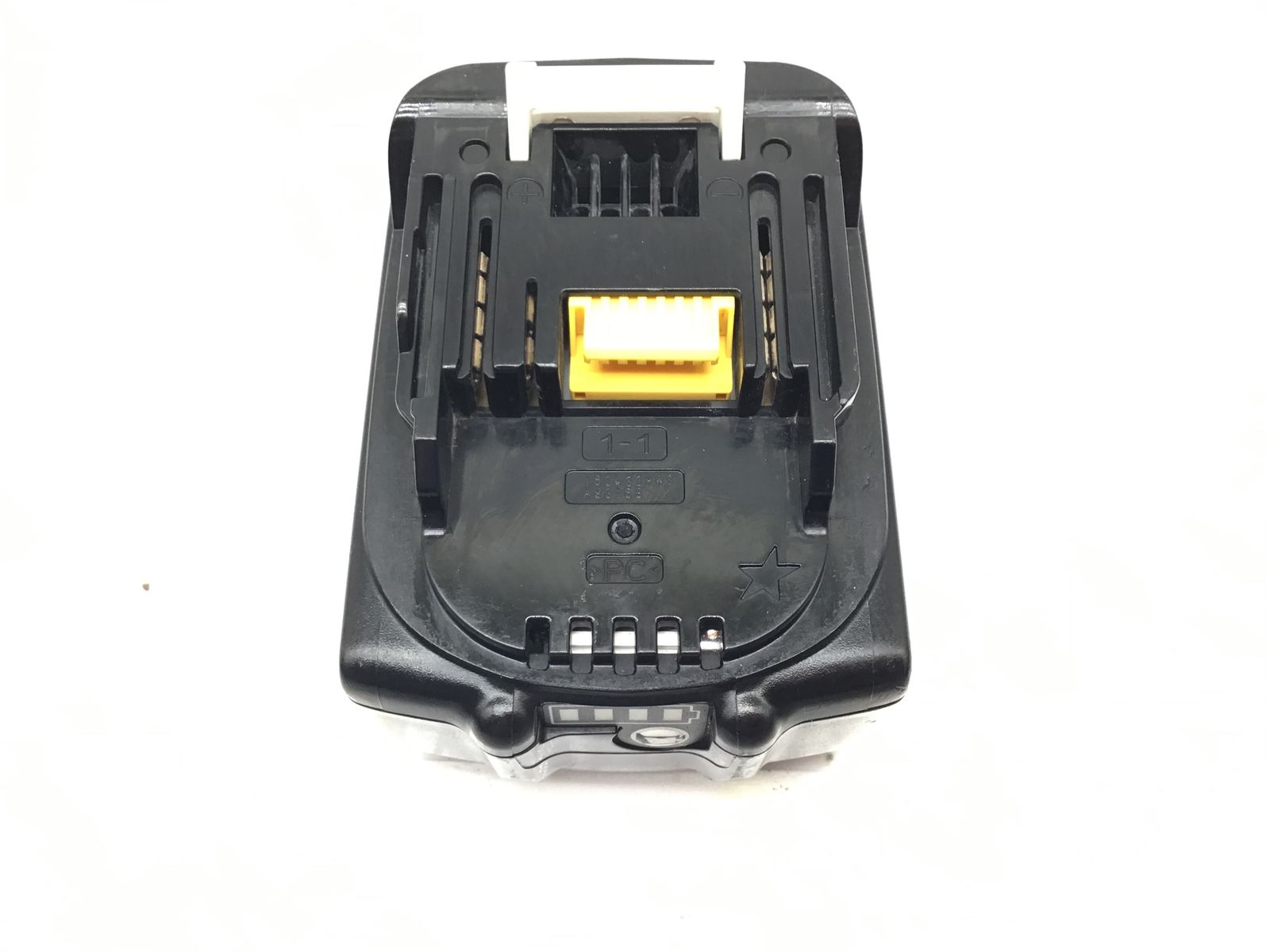 マキタ 18V充電式インパクトドライバ本体