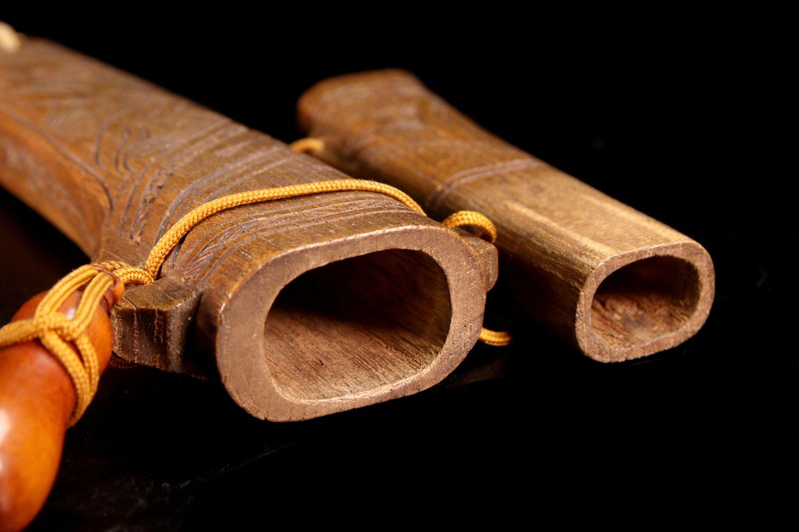 アイヌ彫 タバコ入れ 荒井修 木彫り 小物入れ タバコケース アイヌ