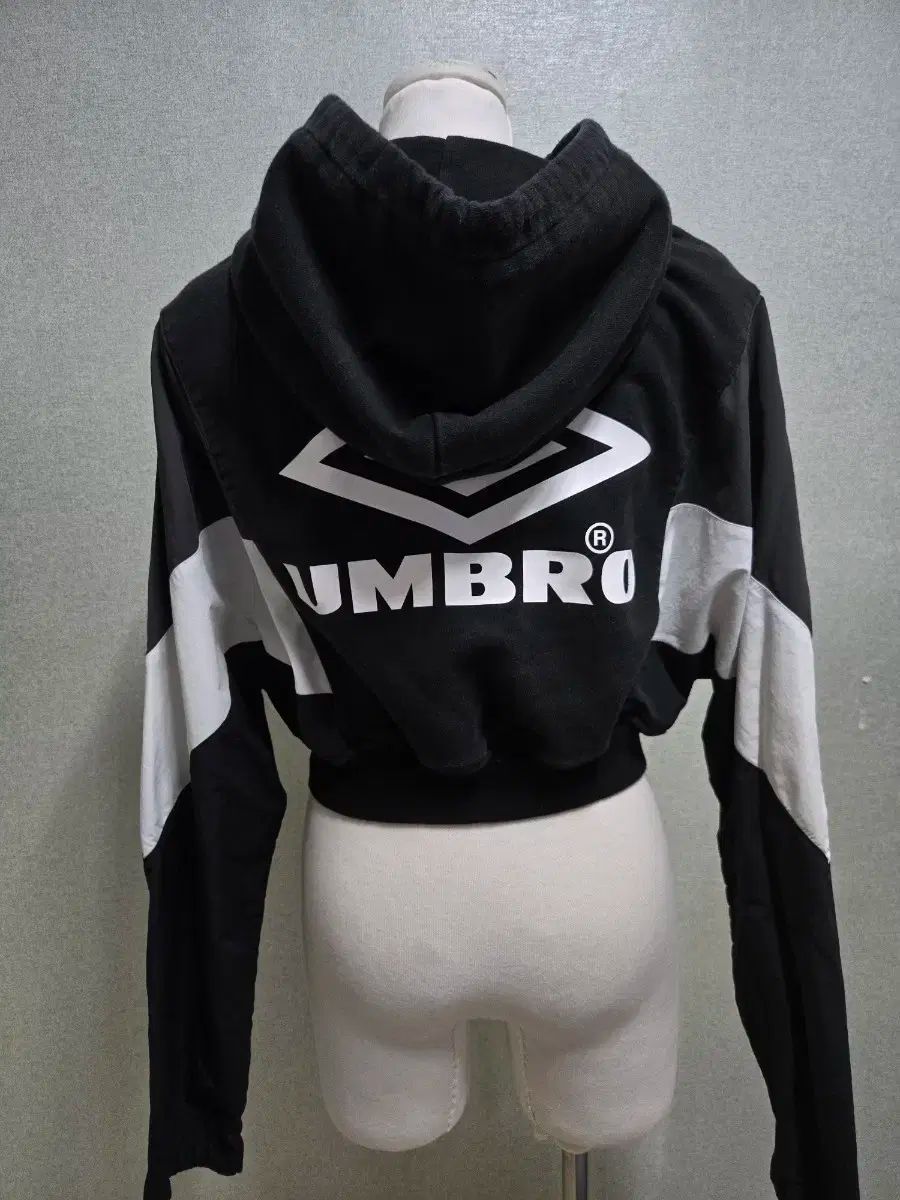 umbro アンブロ フード付きTシャツ 팔 ウィンドブレーカー 体 綿