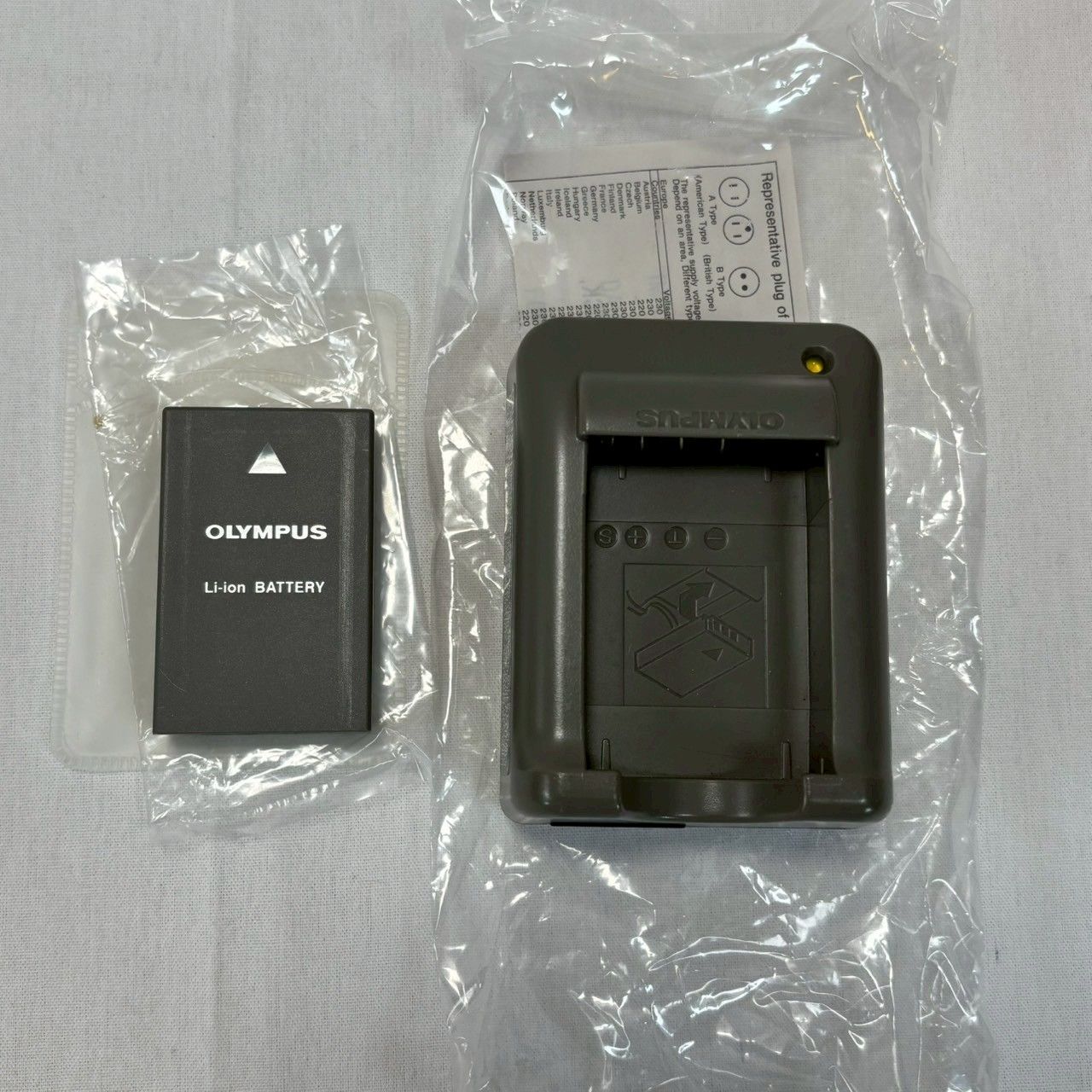 OLYMPUS|PEN|Lite|E-PL7|本革ケース付|元箱|付属品完備|No.616