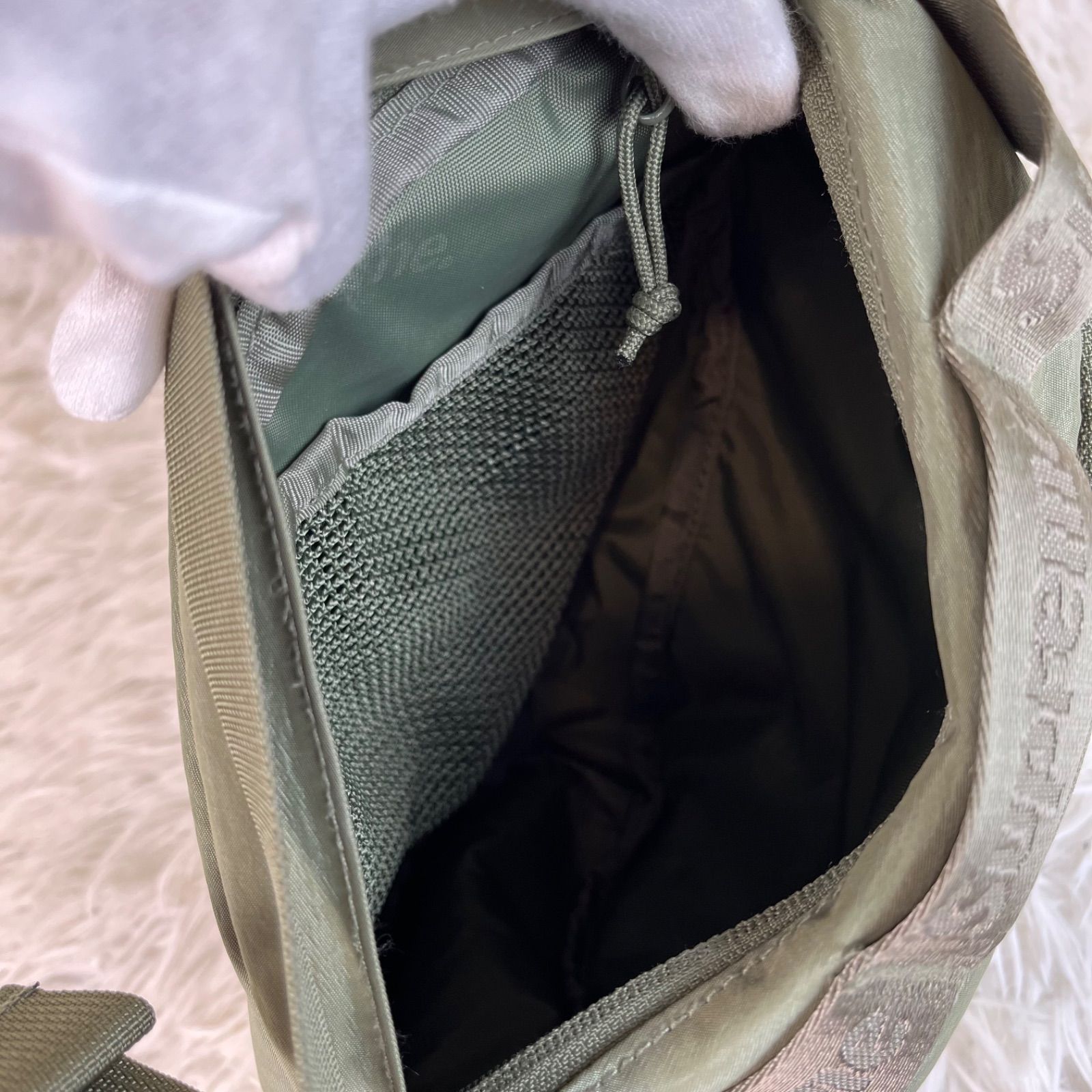 美品 Supreme Sling Bag スリングバッグ 20AW オリーブ - メルカリ