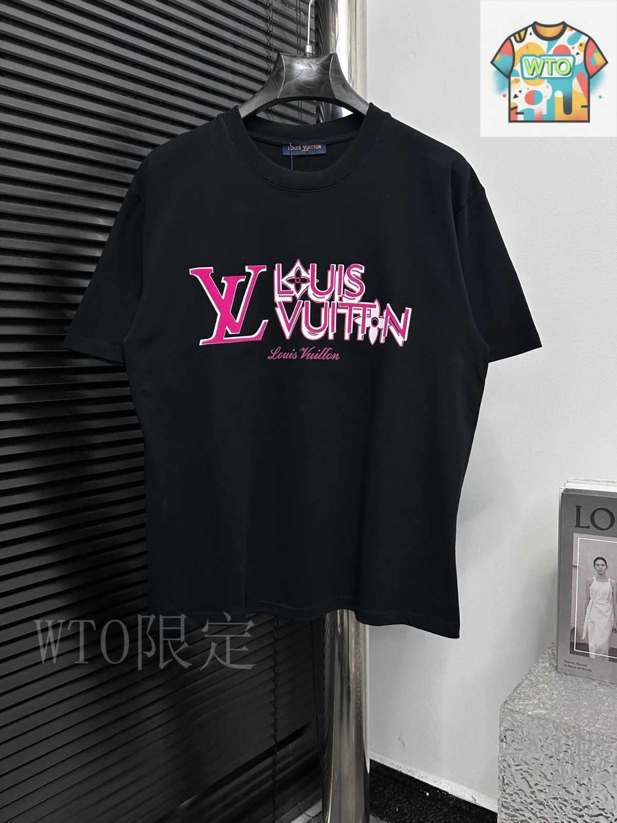 美品 Louis Vuitton ロゴプリント Tシャツ サイズ M Louis Vuitton ロゴプリント Tシャツ - メルカリ