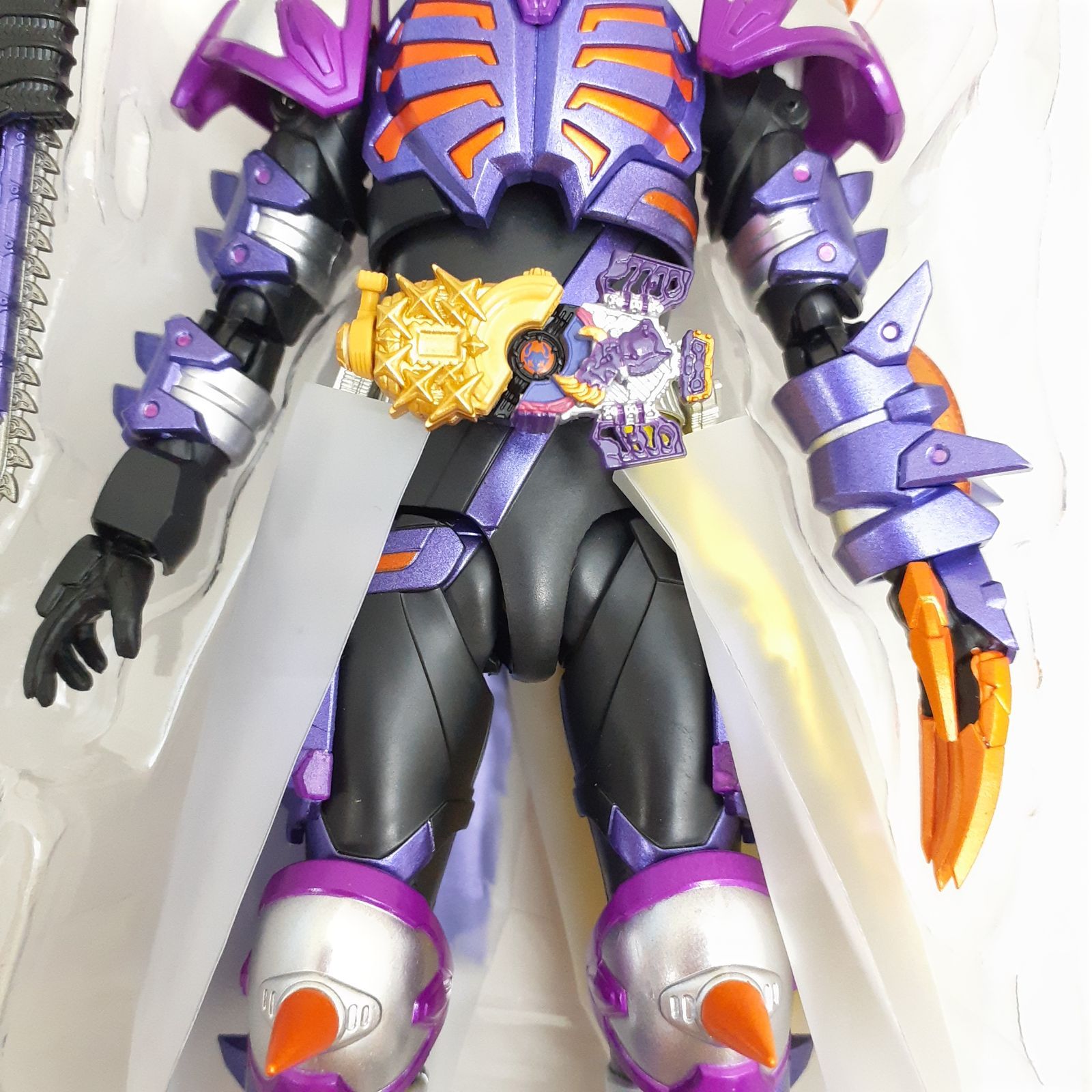 輸送箱未開封 フィギュアーツ 仮面ライダーバッファ フィーバーゾンビ