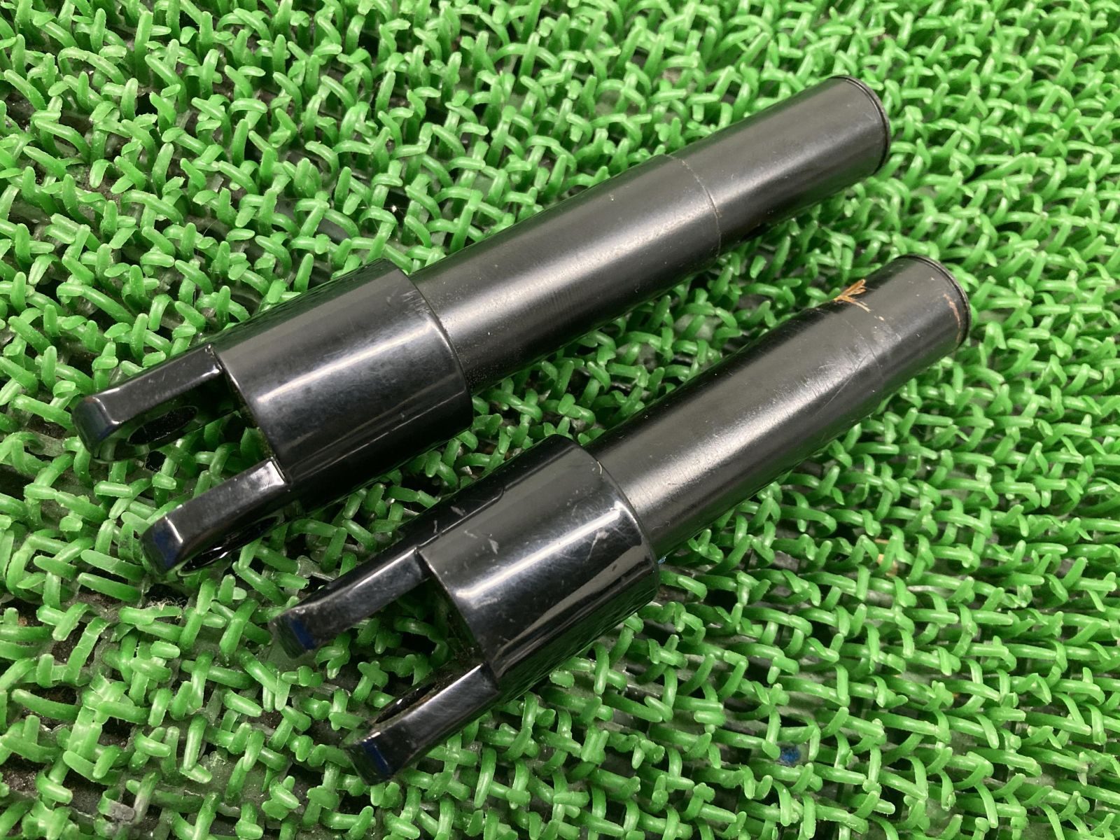 キジマ製XL1200X ステップホルダー 左右 社外 中古 バイク 部品 ハーレー フォーティーエイト XL1200C XL1200V ペグ コンディション良好