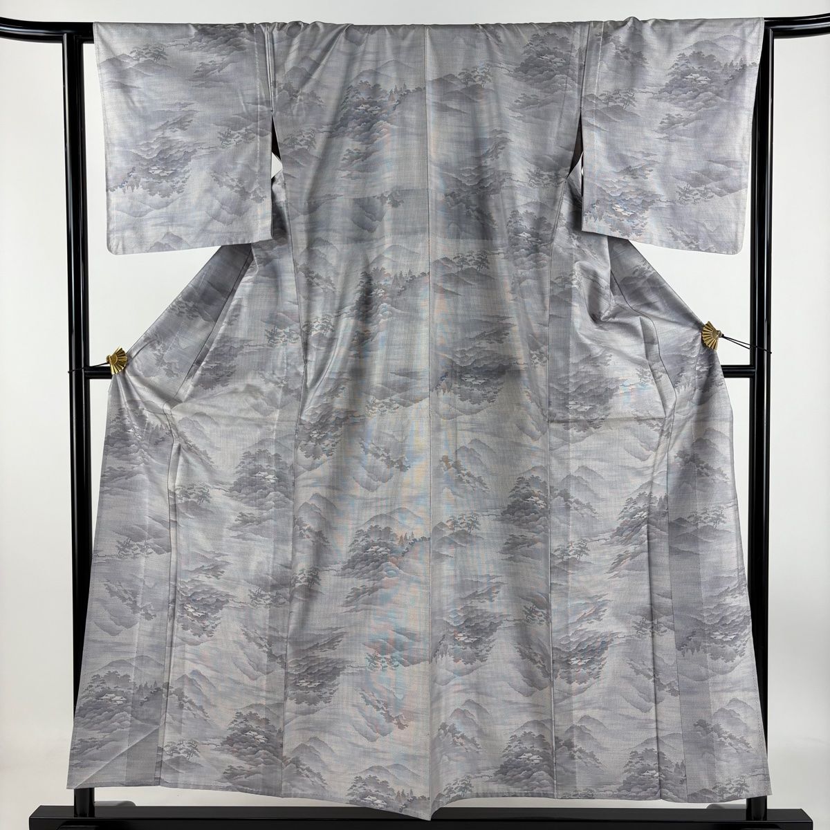 大島紬 身丈156cm 裄丈64.5cm M 単衣 証紙 山 家屋 灰紫 正絹 名品