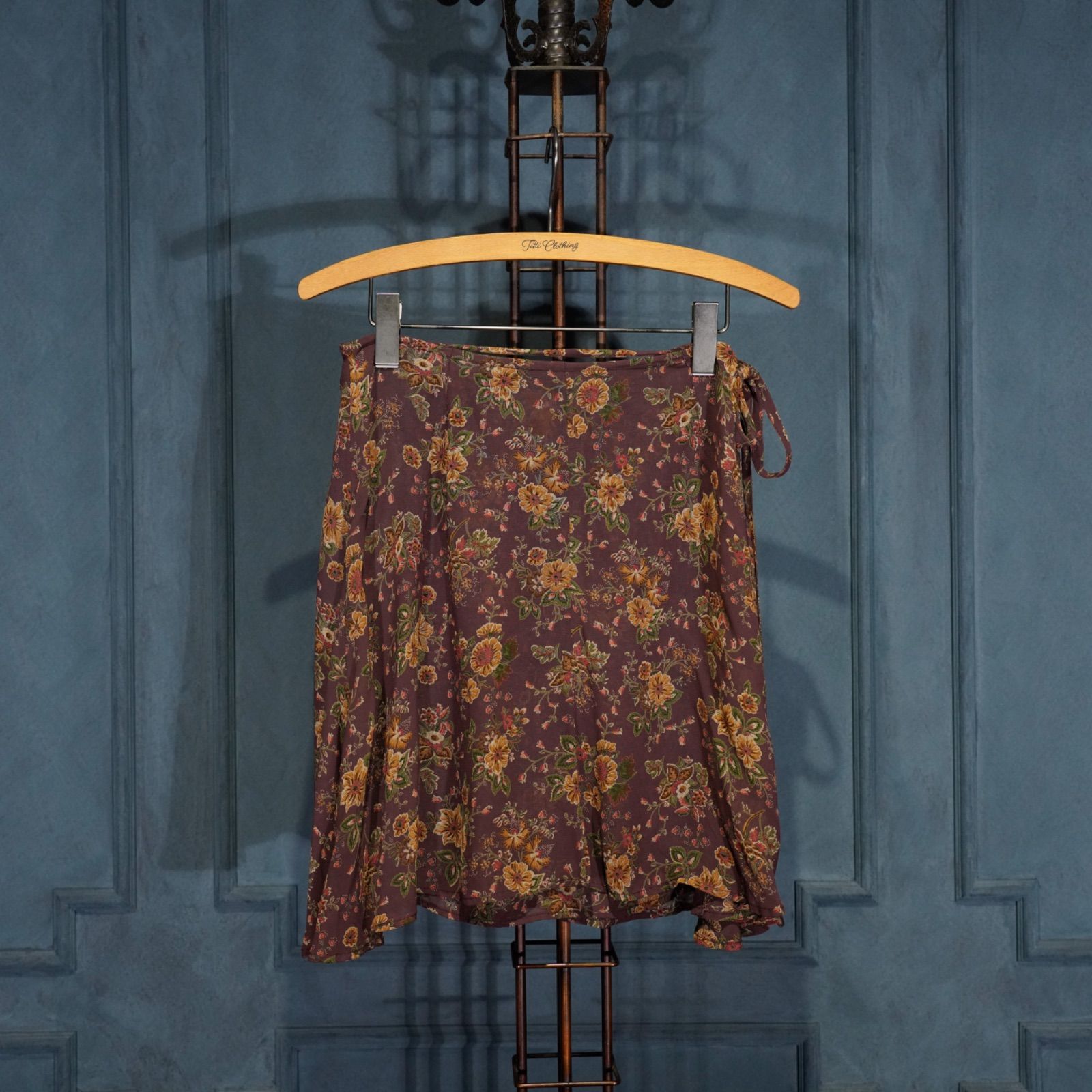 USA VINTAGE EXPRESS FLOWER PATTERNED RAP DESIGN SKIRT