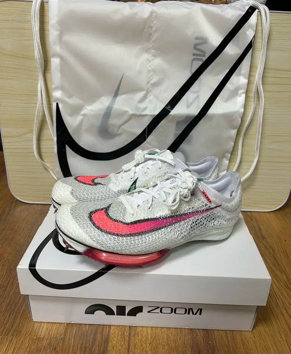 スパイク 800m