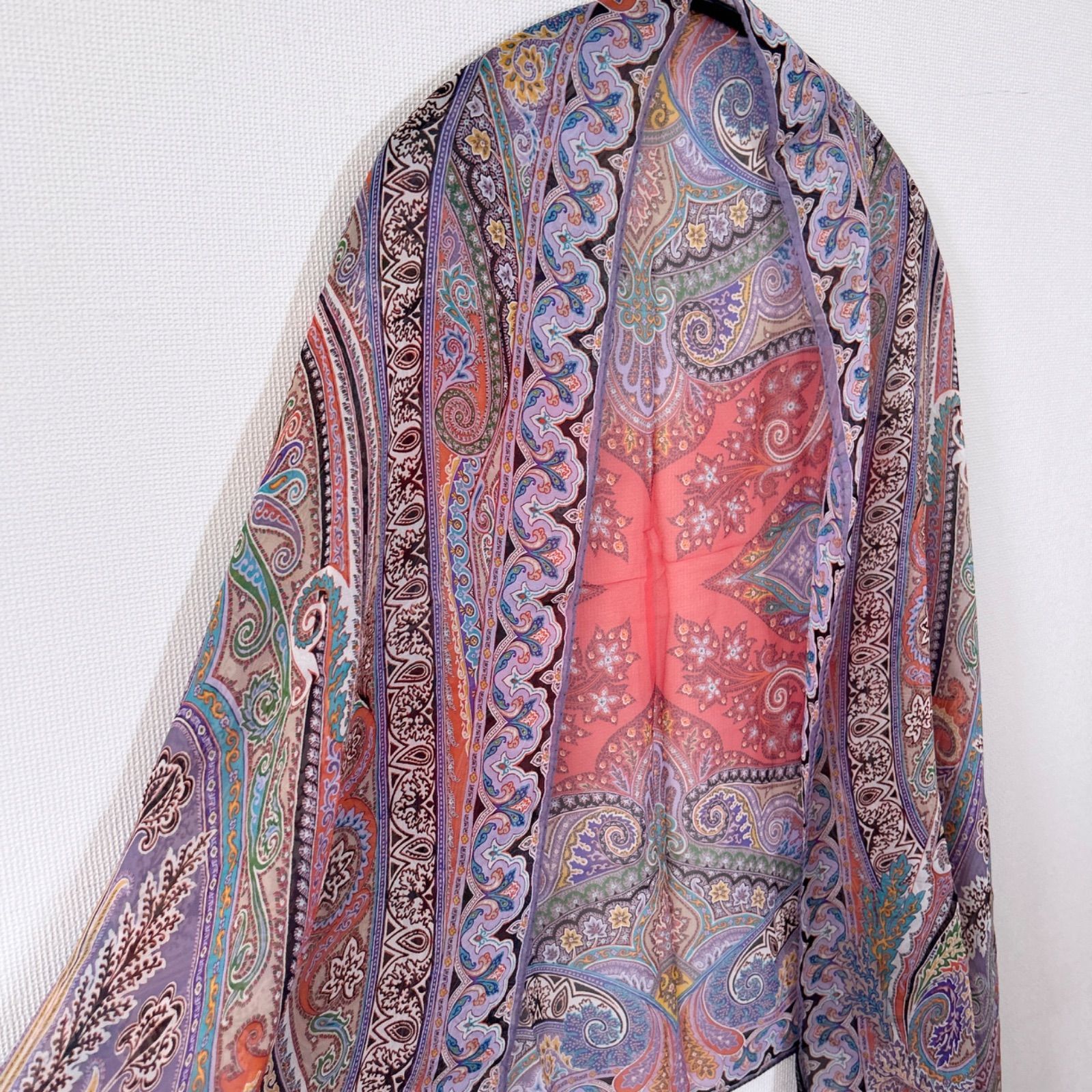 美品 ETRO エトロ ペイズリー 大判 シルクストール 美品 ETRO エトロ 大判シルクストール ペイズリー ピンク マルチ