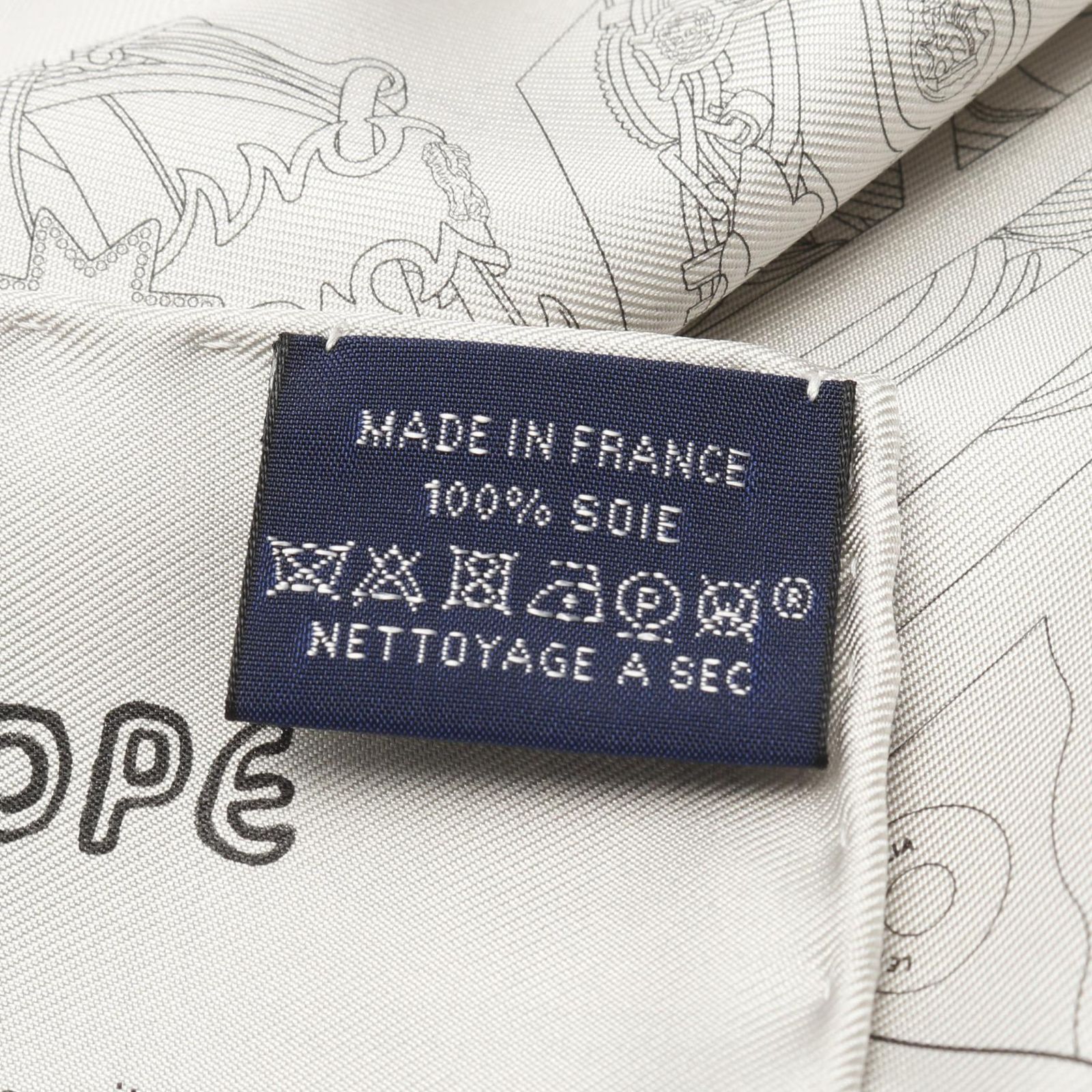 エルメス　hermes カレ60 ロボカバール　ダブルフェイス HERMES エルメス カレ60 ロボカバール ダブルフェイス スカーフ