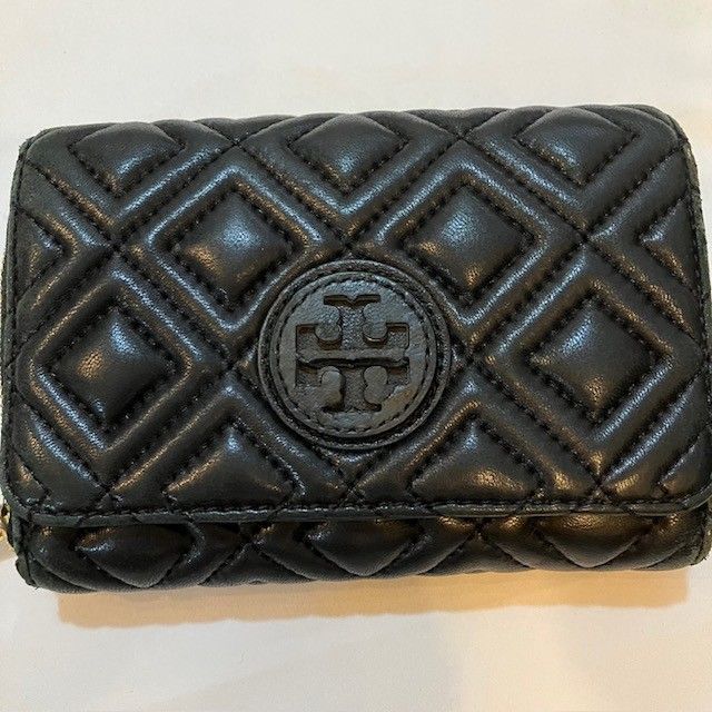 トリーバーチ TORY BURCH キルティングレザー 2つ折りウォレット