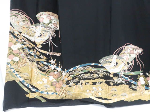 未使用品　和服　夏用　正絹(絽)和柄模様　アンティーク.留袖(五つ紋)早い者勝ち 一輝堂】リサイクル着物 黒留袖 金駒刺繍 五つ紋 花扇子・鶴・花