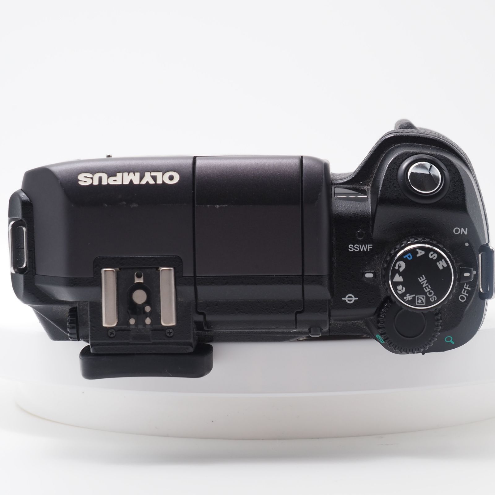 OLYMPUS デジタル一眼レフカメラ E-300 ボディ単体 :B0006VD4UG