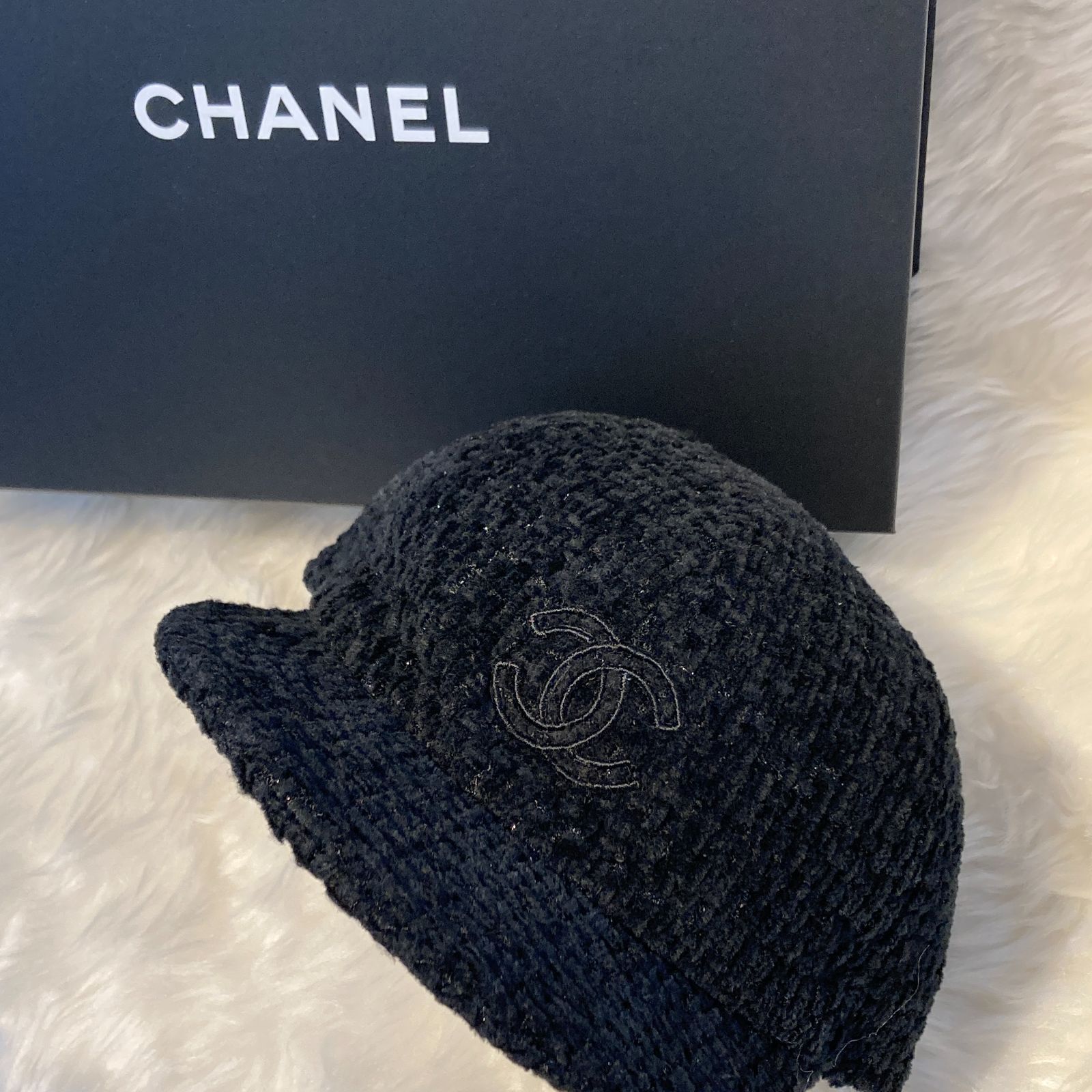 ✨極美品✨ CHANEL シャネル ココマーク 刺繡 ブラック ラメ ツイード ストレート キャップ レディース 帽子 PAWNSHOPRiZ  パウンショップリズ