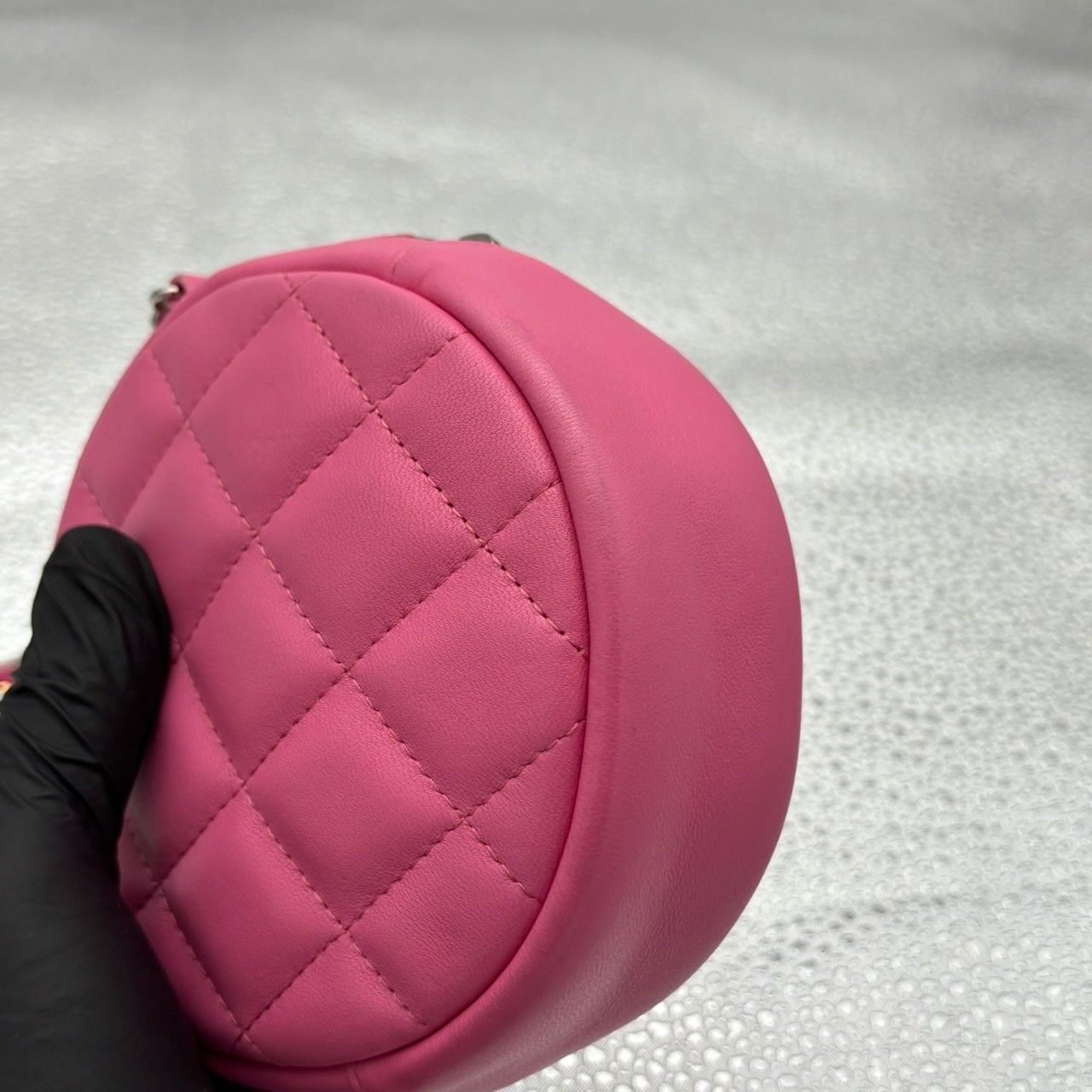 CHANEL ミニチェーンショルダーバッグ ラウンド型 ピンク