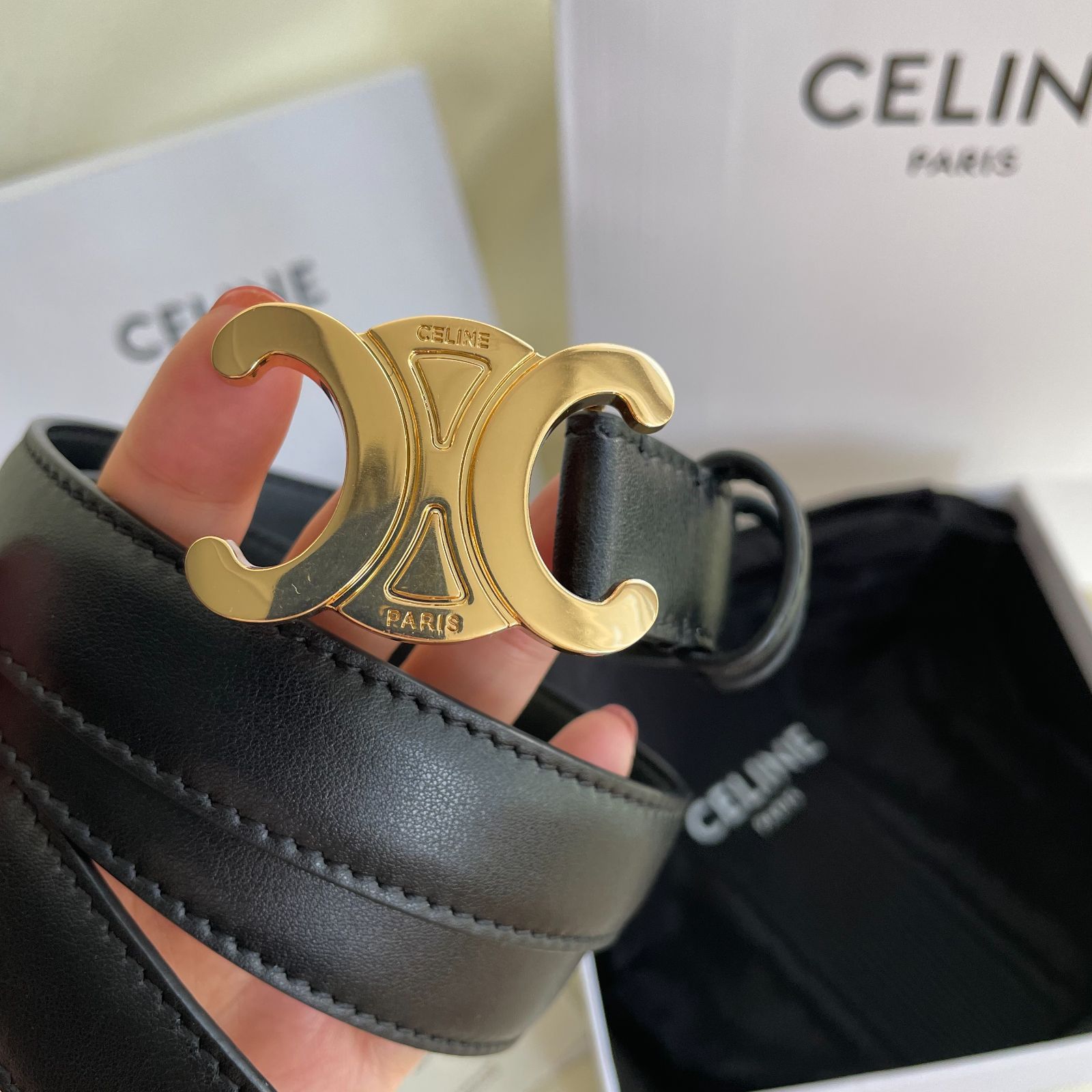 ⭐️  CELINE  ミディアム トリオンフ ベルト セリーヌ ⭐️