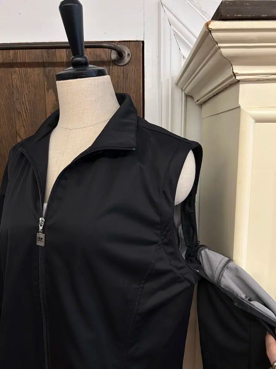 ウィンドブレーカー