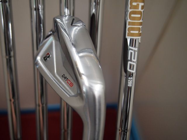 0364 アイアンセット ブリヂストン 242CB -241CB|DG 120 6本セット|S200|24