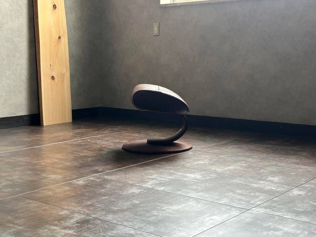 ②Hjellegjerde イエリアーダ リクライニング パーソナルソファ YZ