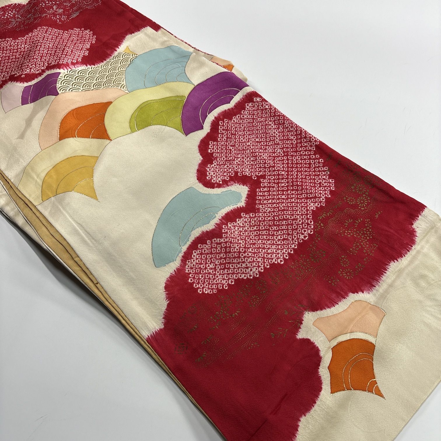 【きものリメイク素材】正絹振袖　10枚　まとめ売り　ハンドメイド向け きものリメイク素材】正絹振袖6枚 まとめ売り ハンドメイド向け