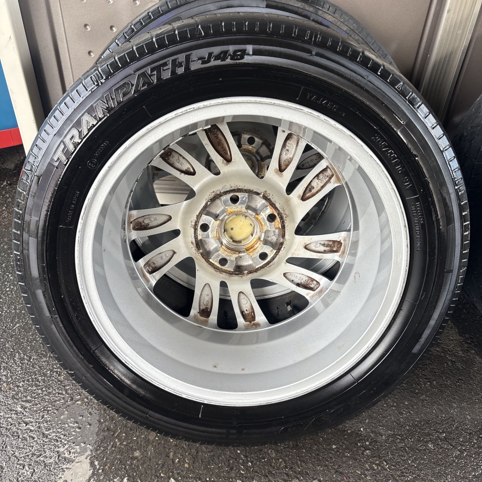 純正ホイールタイヤセット 205