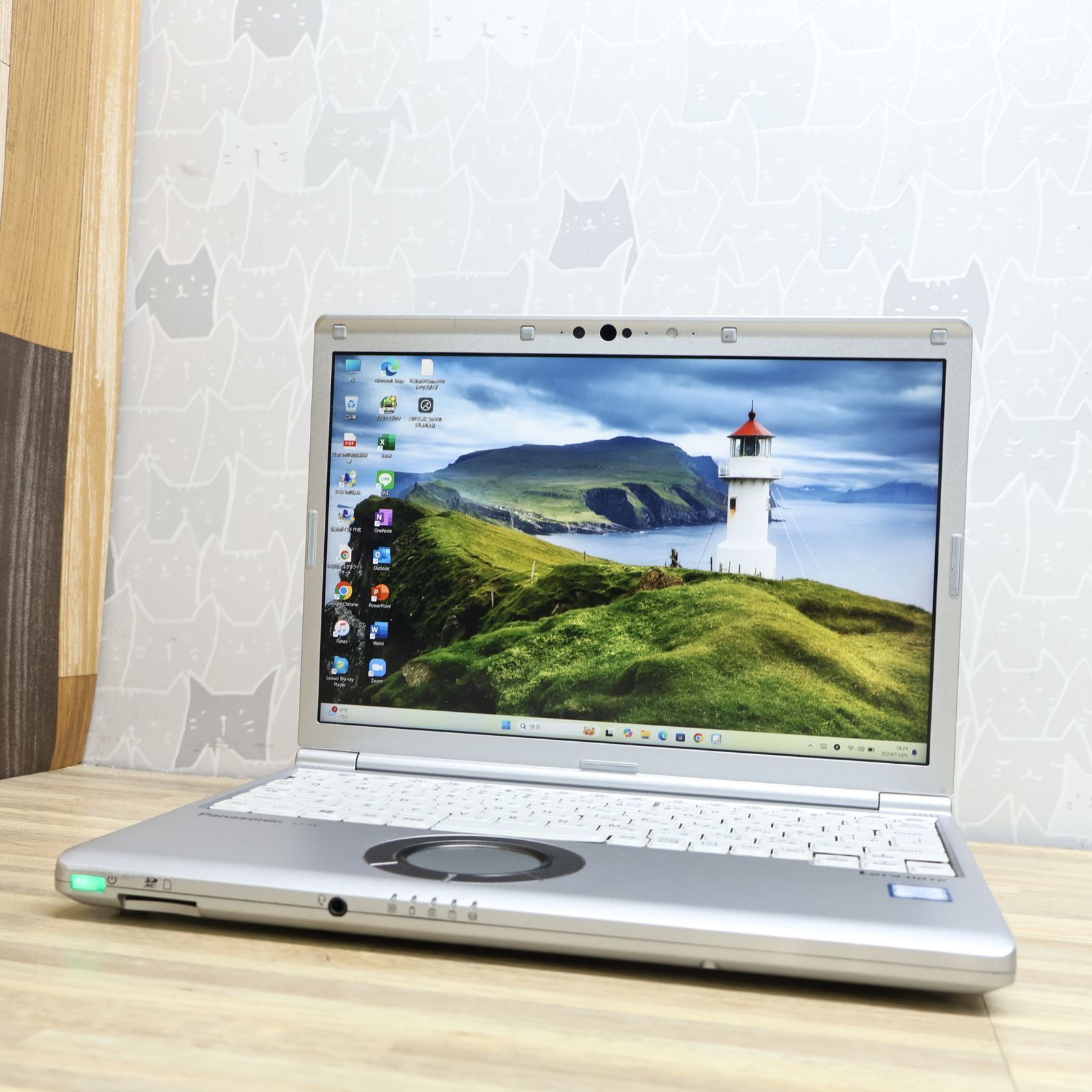 厳選 品 Panasonic Letsnote CF-SV8 8世代CPU Core i5 SSD256GB メモリ8GB