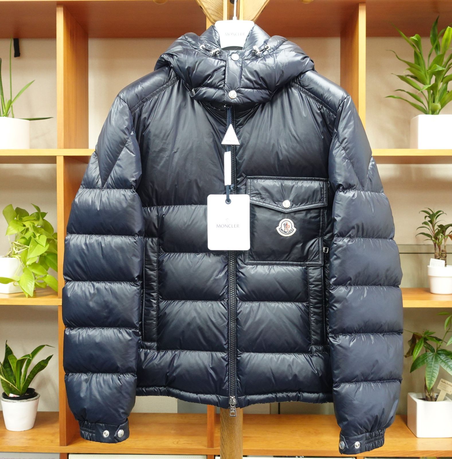 ヨーロッパ買付・新品・未使用】MONCLER モンクレール ☆ ダウンジャケット WOLLASTON - メルカリ