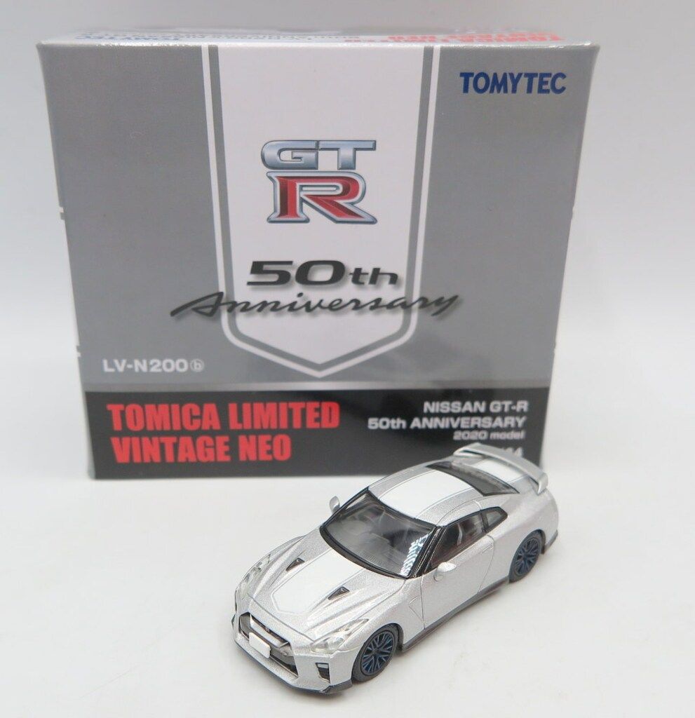 トミーテック TOMICA LIMITED VINTAGE NEO 日産GT-R 50th ANNIVERSARY (銀) N200b