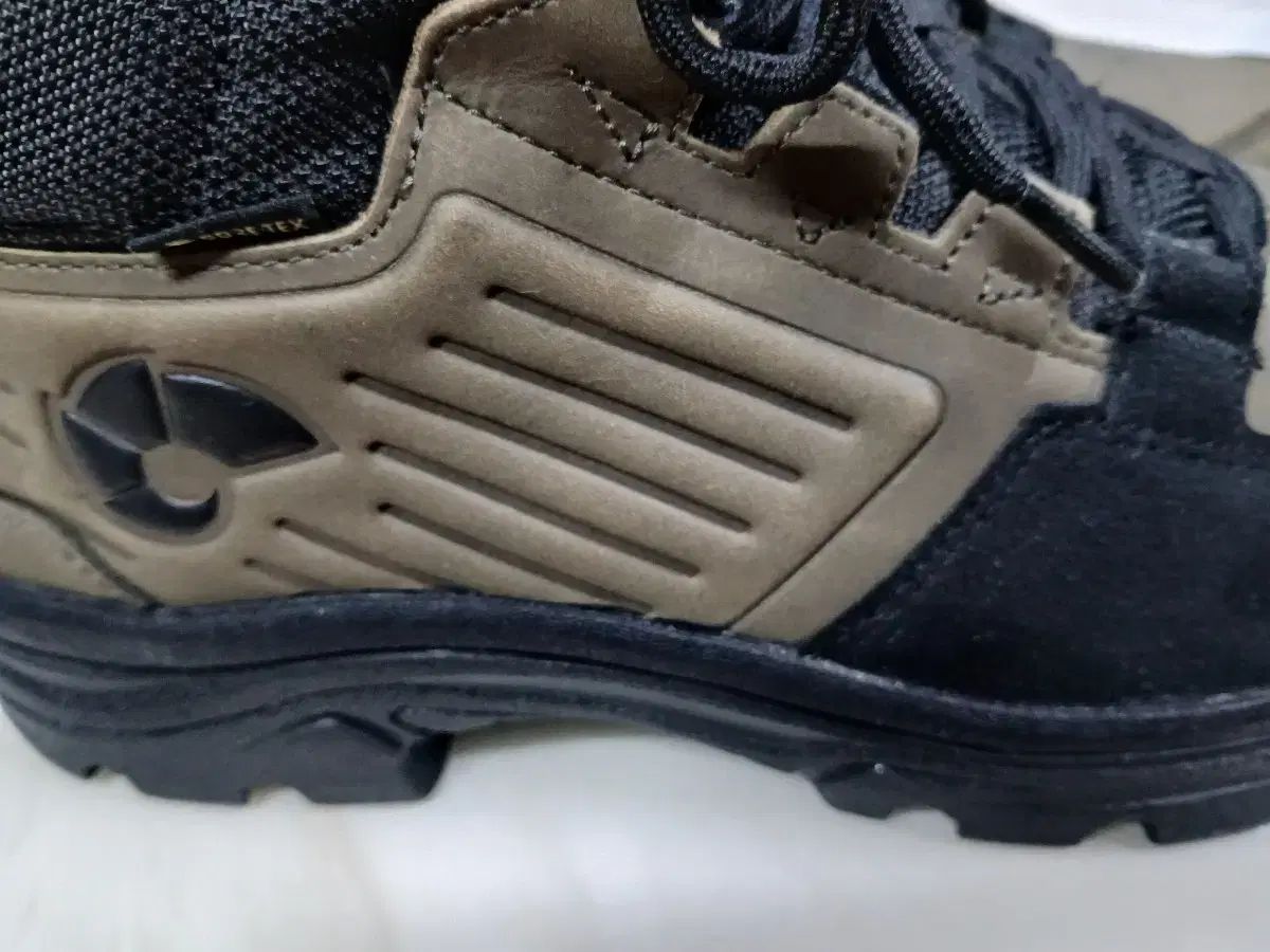 登山靴 265