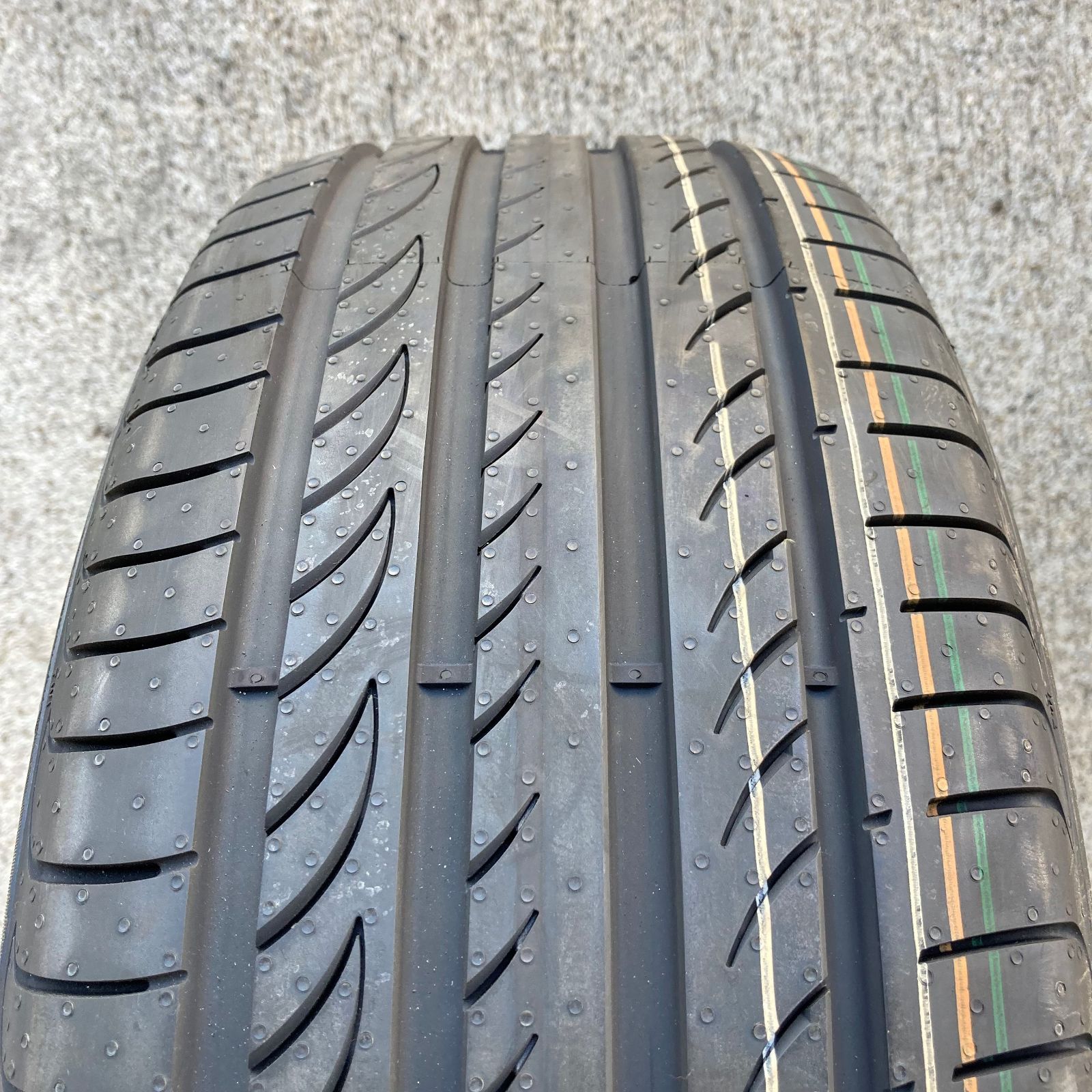新品 ピレリ パワジー 215/50R17 サマータイヤ 4本セット 2024年 215