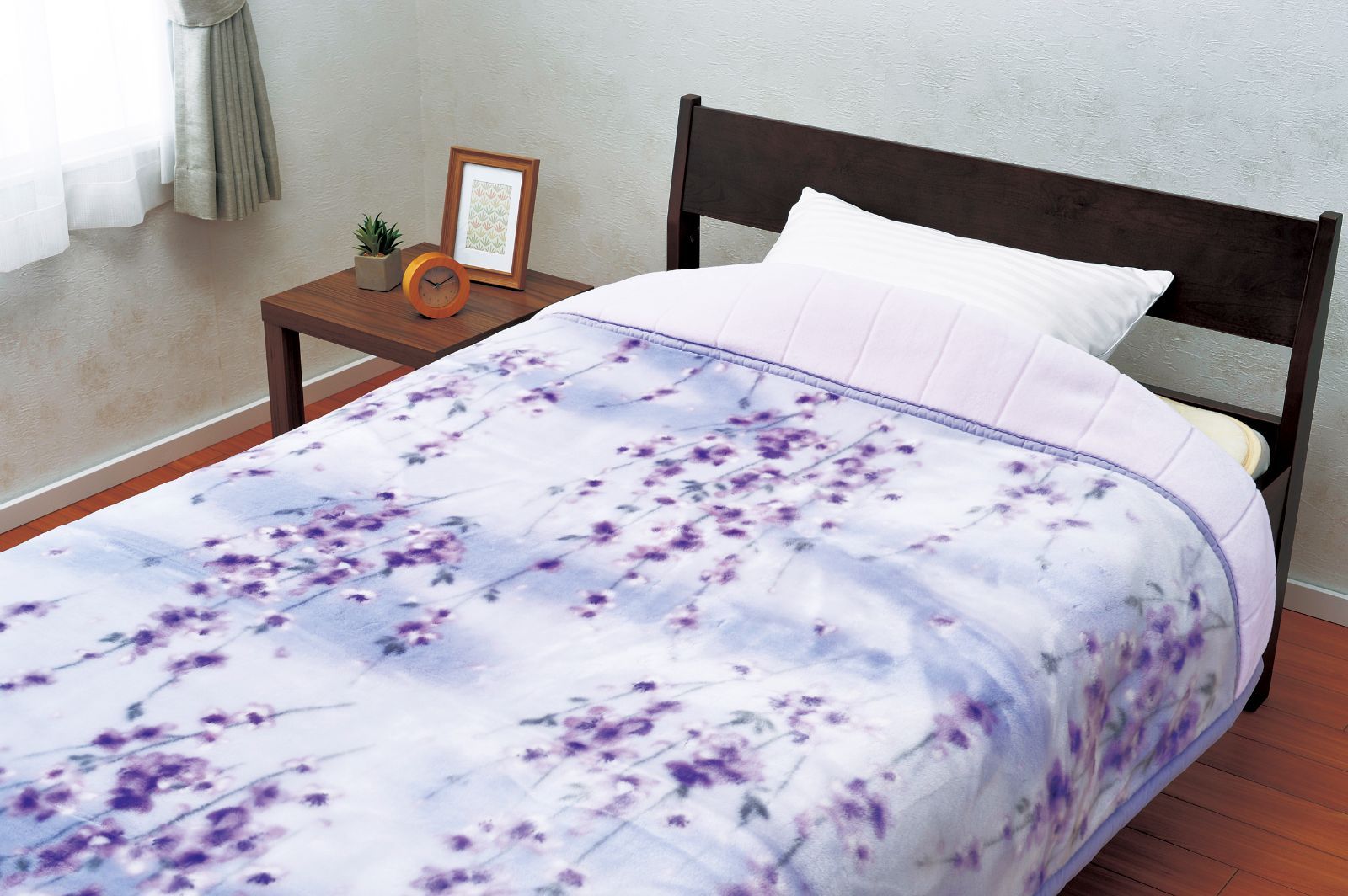 ニシカワ 衿付きマイヤー合わせ毛布