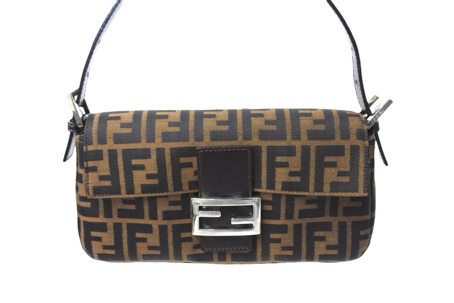 極美品 フェンディ マンマバケット ウール ズッカ柄 ハンドバッグ レディース 極美品 FENDI フェンディ マンマバケット ハンドバッグ ズッカ柄