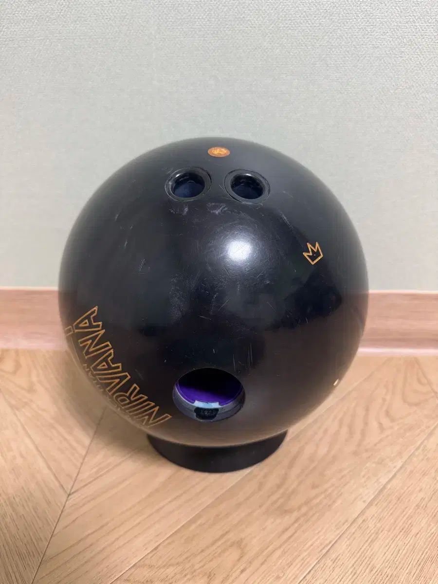 ボーリング ボール ブラック タイ ボウリングボール ニルヴァーナ 15 p