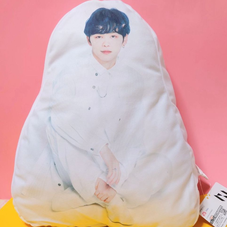 INI 後藤威尊 ダイカットクッション INI ダイカットクッション