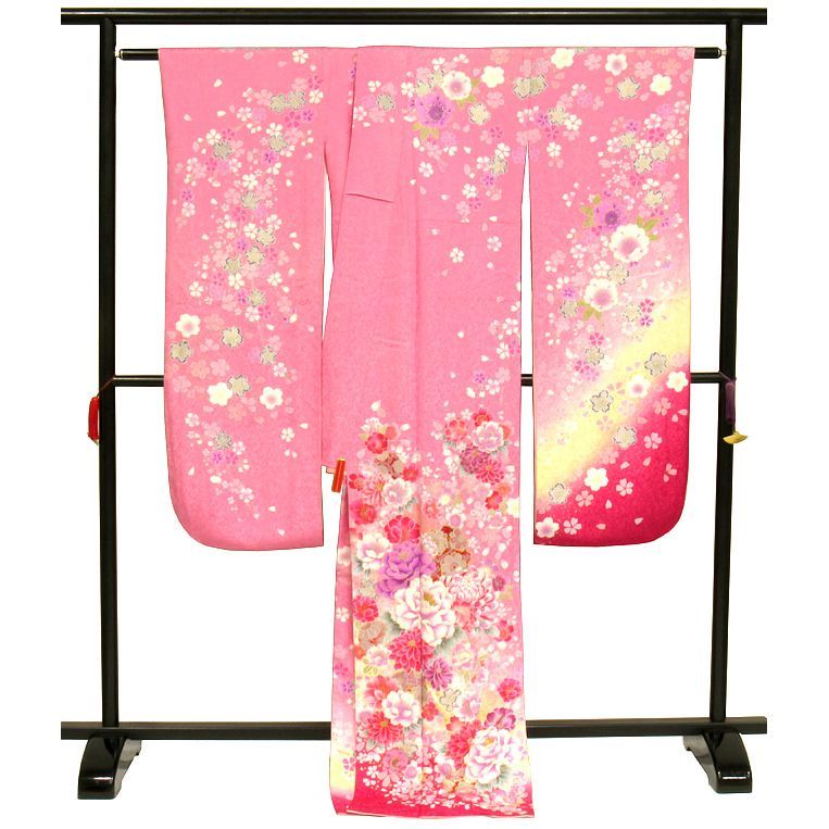 振袖 USED正絹仕立て上がりピンク 牡丹 菊 桜 まり 雪輪 LL寸 Aランク