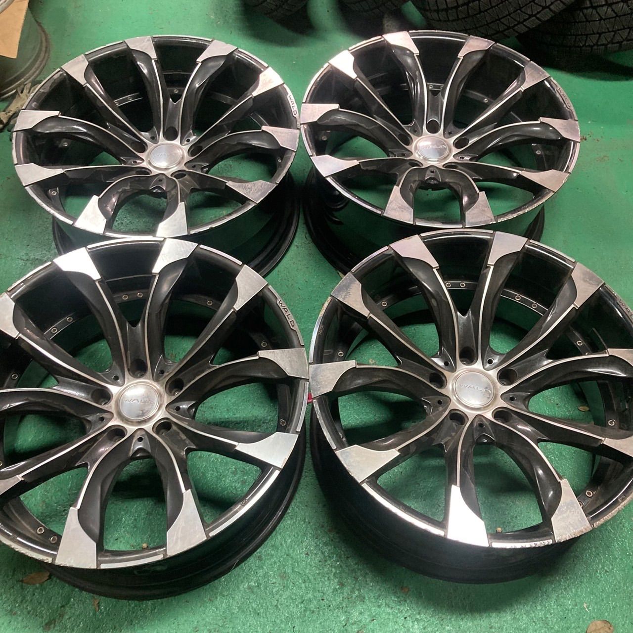 ランクル WALD ジャレット J11-C 24インチ 10.5j -5 PCD150 ランクル200 補修ベースに