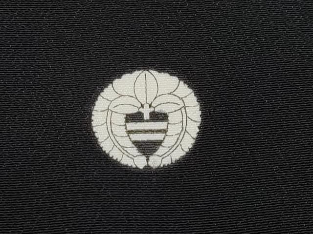 平和屋本店□極上 創業460年・千總 黒留袖 駒刺繍 貝桶宝尽くし吉祥文