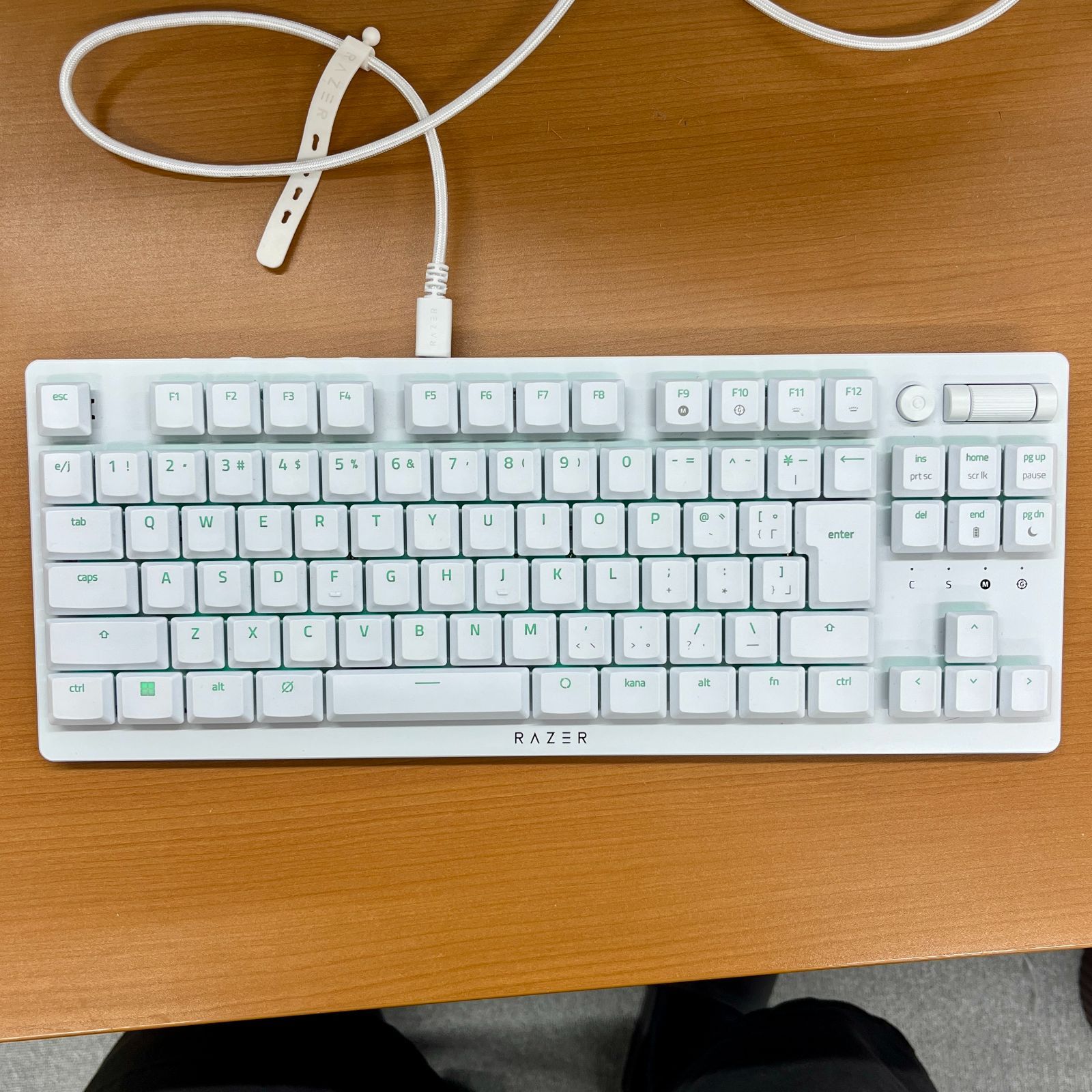 Razer DEATHSTALKER V2 PRO Tenkeyless ホワイト レイザー ゲーミング 