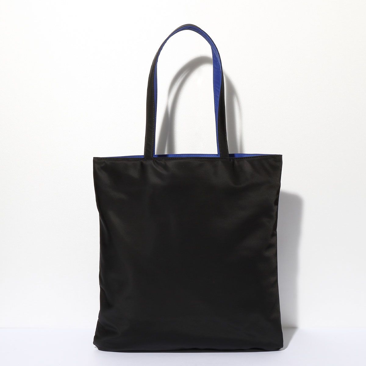 【未使用】agnes b. ナイロン×レザートートバッグ A4 肩掛け鞄 美品】agnes b. ナイロン×レザー トートバッグ 黒 ￼A4可 肩掛け
