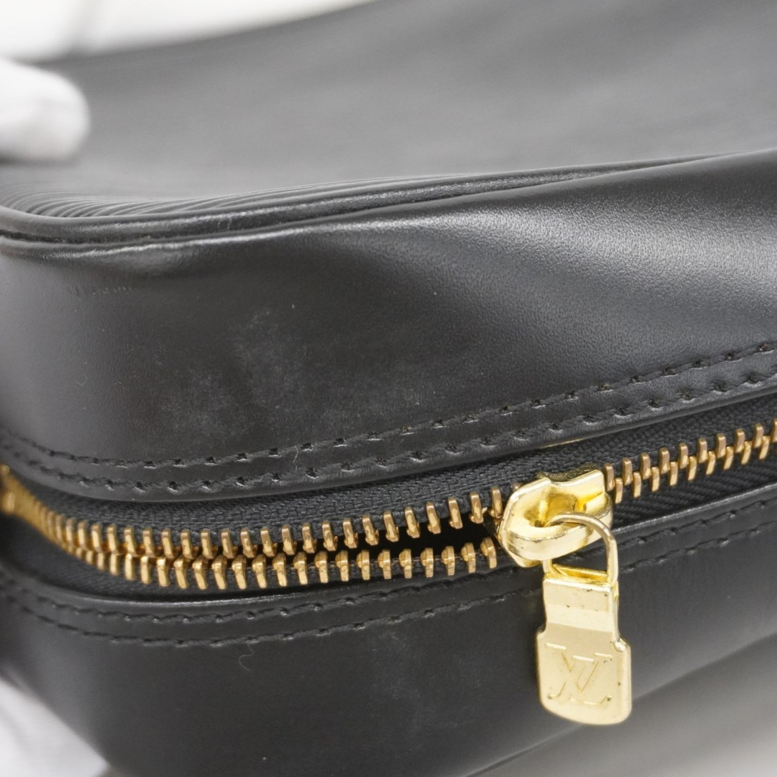 激安ルイ ヴィトン エピ トロカデロ27 レザー ノワールM52302 ルイ・ヴィトン(Louis Vuitton) ルイ・ヴィトン ショルダー