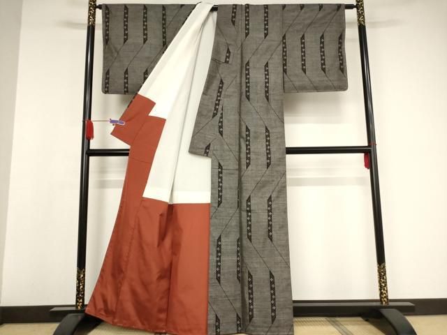 平和屋着物○本場大島紬 カタス9マルキ 変わり縞花文 正絹 逸品