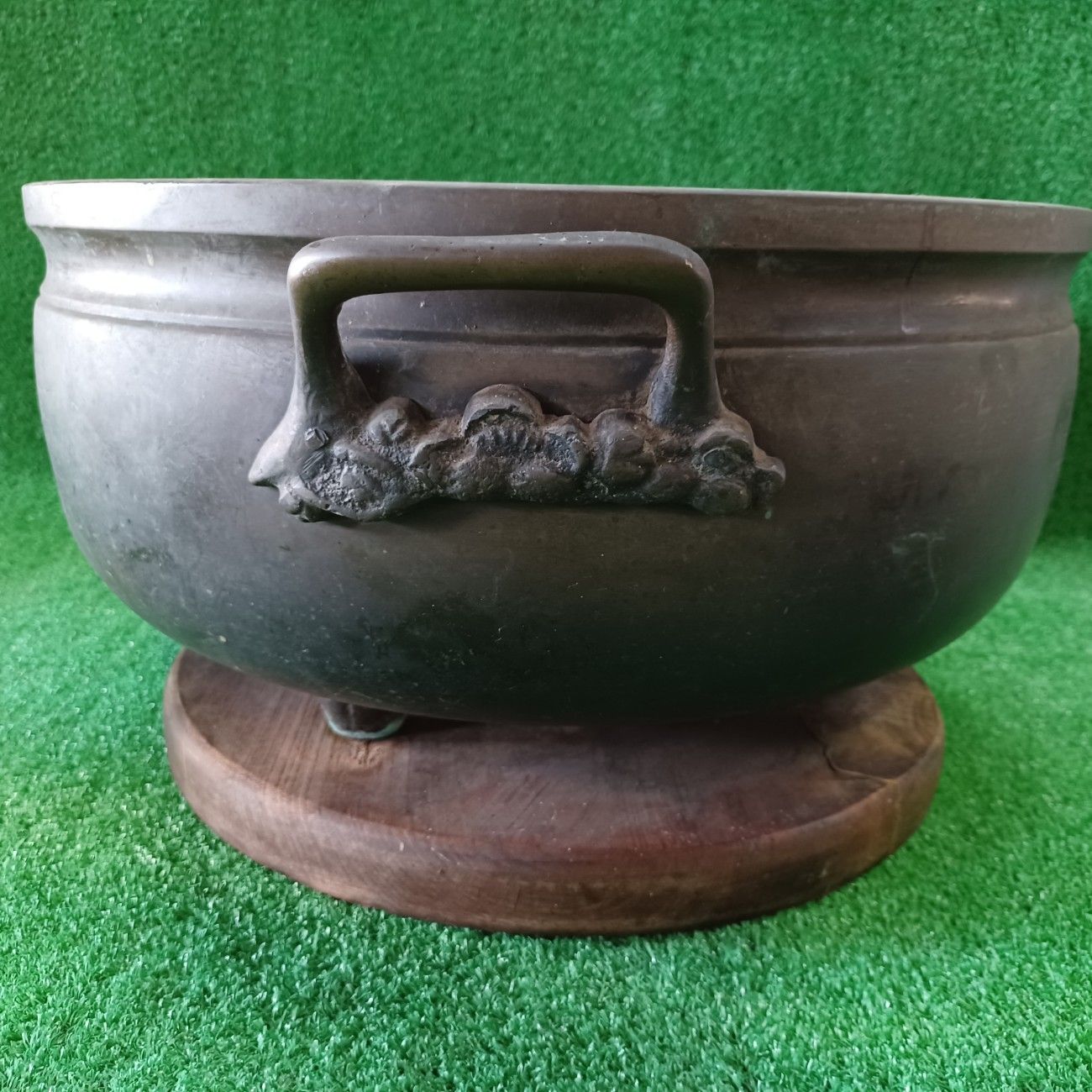 骨董 古美術 銅製 火鉢 彫金 山水図 双耳 三足 古民具 金属工芸